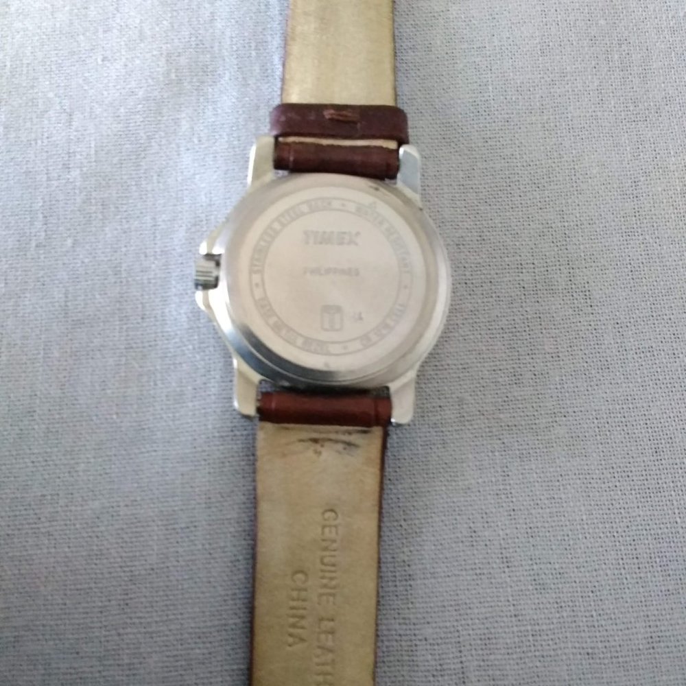 Timex Ladies Watch - Picture 4 of 15